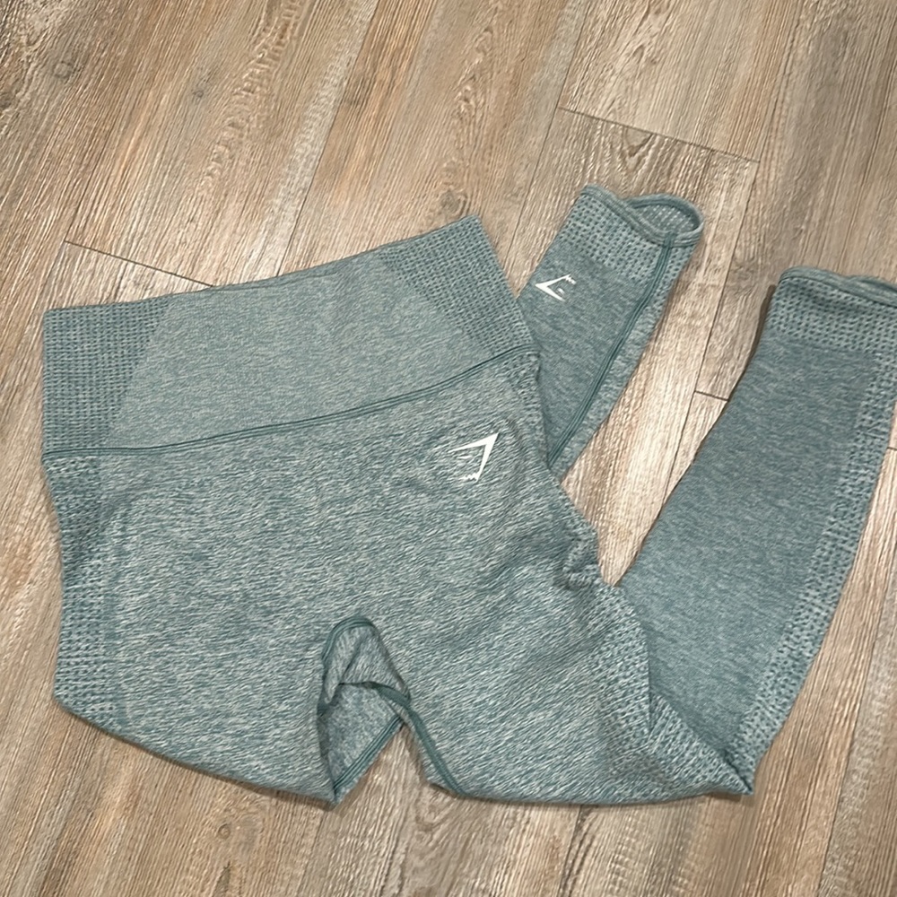 Gymshark leggings size small. Gently used.